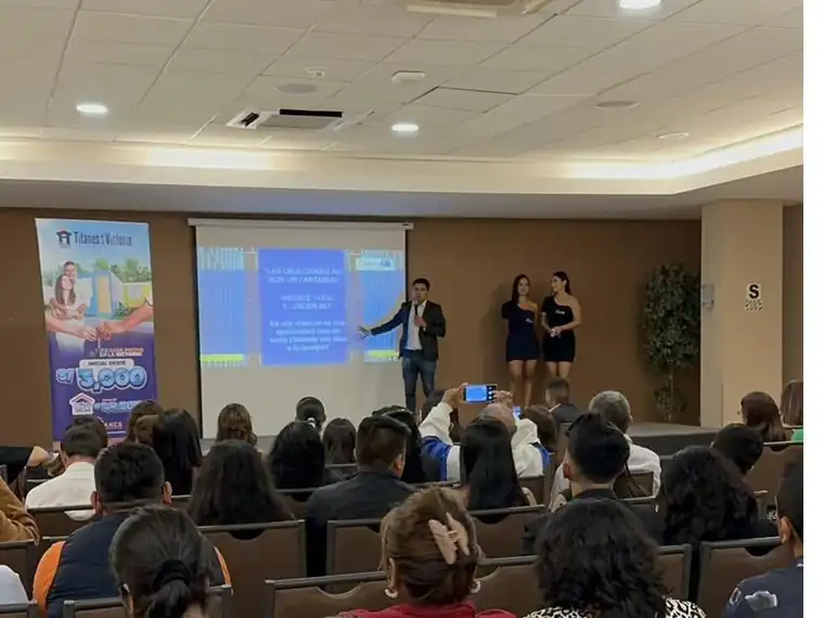Titanes Inmobiliaria — Training en marketing y ventas